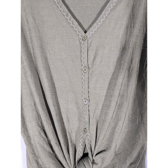 NWOT Max Studio Olive Short Sleeve Front Knot Top Woman Size L - Picture 4 of 6